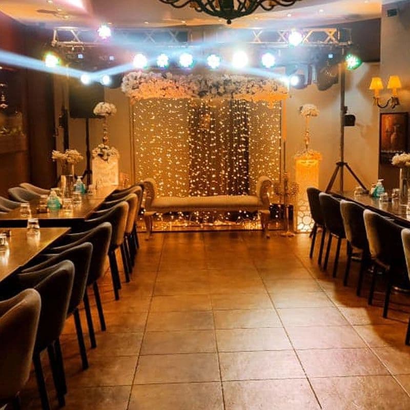Julia Restaurant