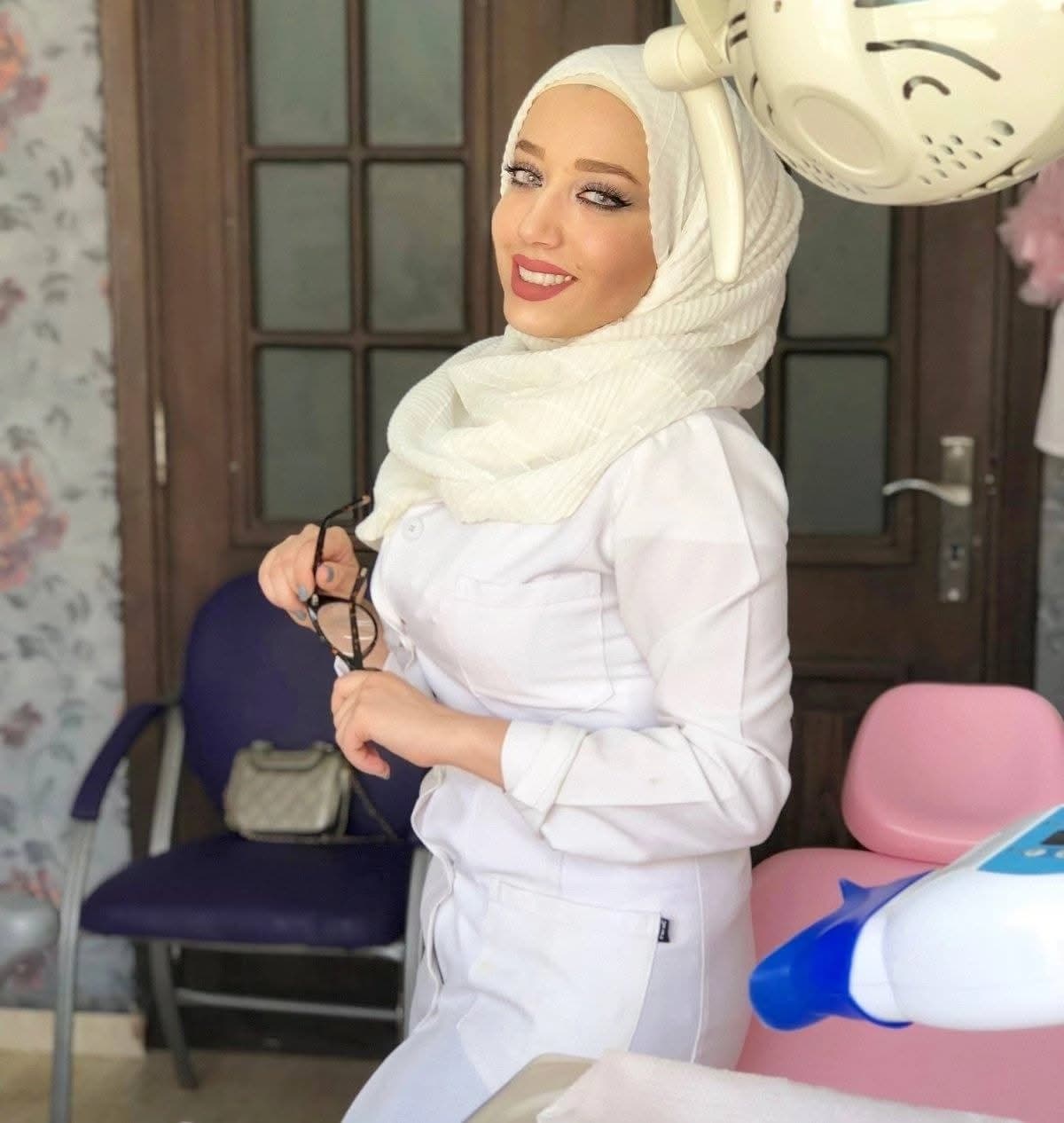 الدكتورة هبة شاكر