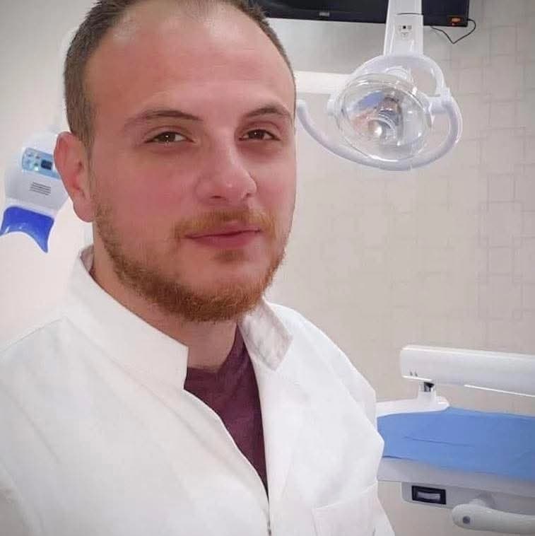 عيادة الدكتور فؤاد المصري لطب الأسنان