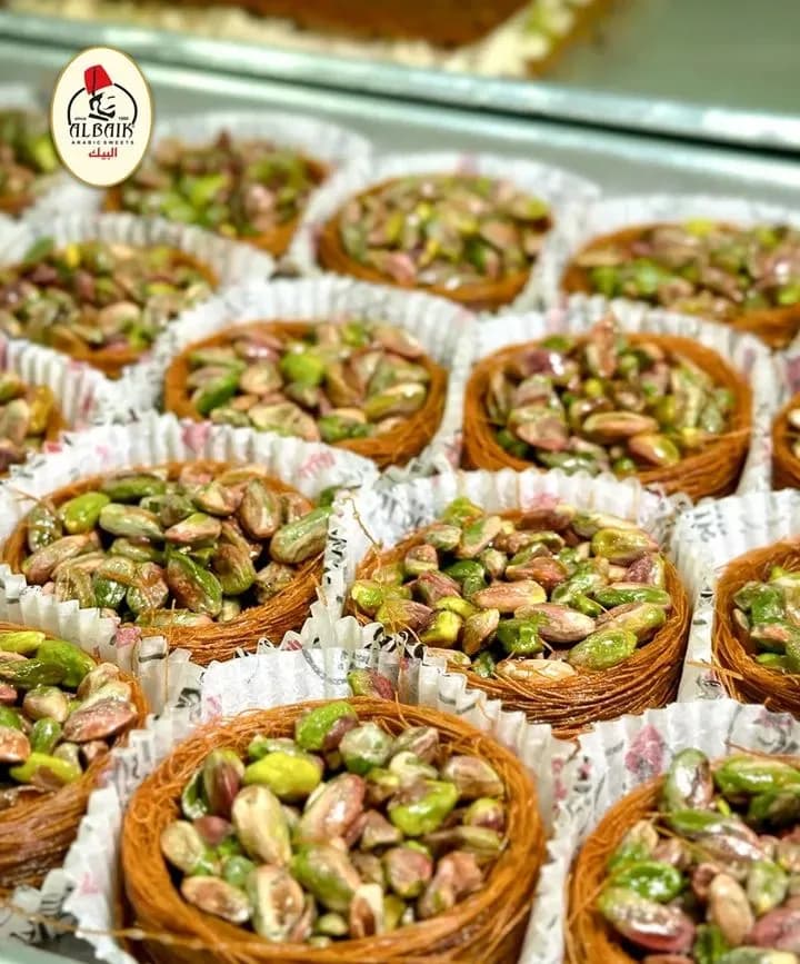 حلويات البيك