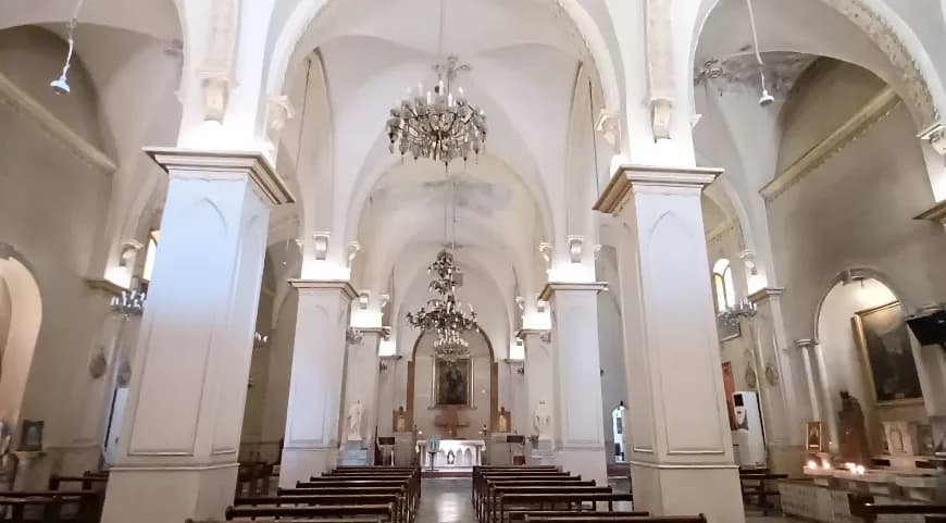 كنيسة سيدة الانتقال (القدّيس أنطونيوس)