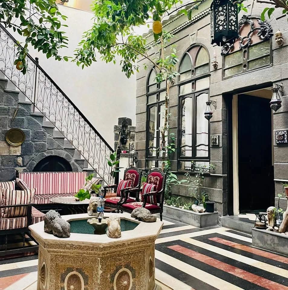 Antique Khan Hotel